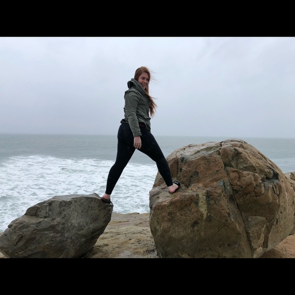 Meet your Posher, Rachel - Picture 8 of 8